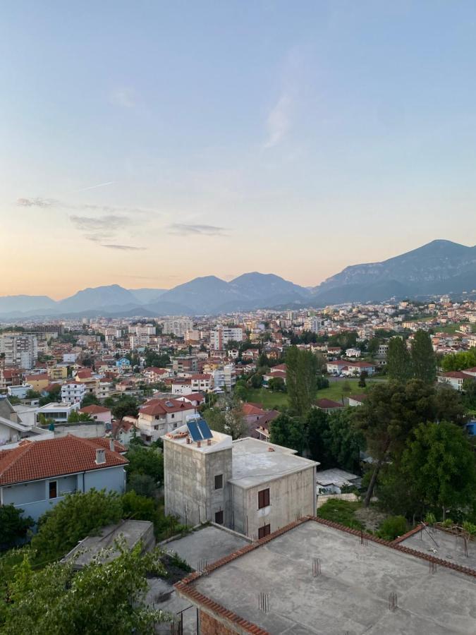Hotel Arberia Tirana Exterior foto