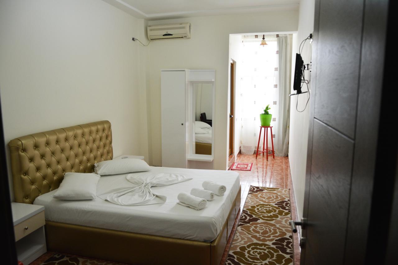 Hotel Arberia Tirana Exterior foto