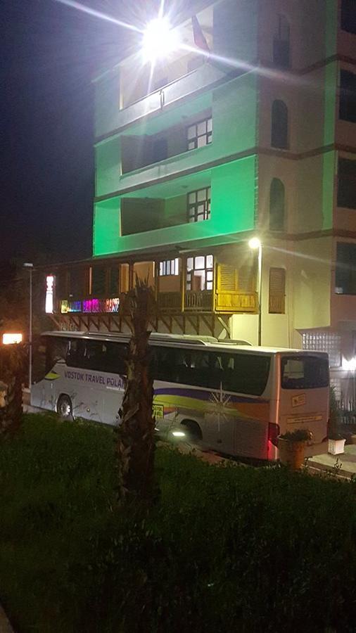 Hotel Arberia Tirana Exterior foto
